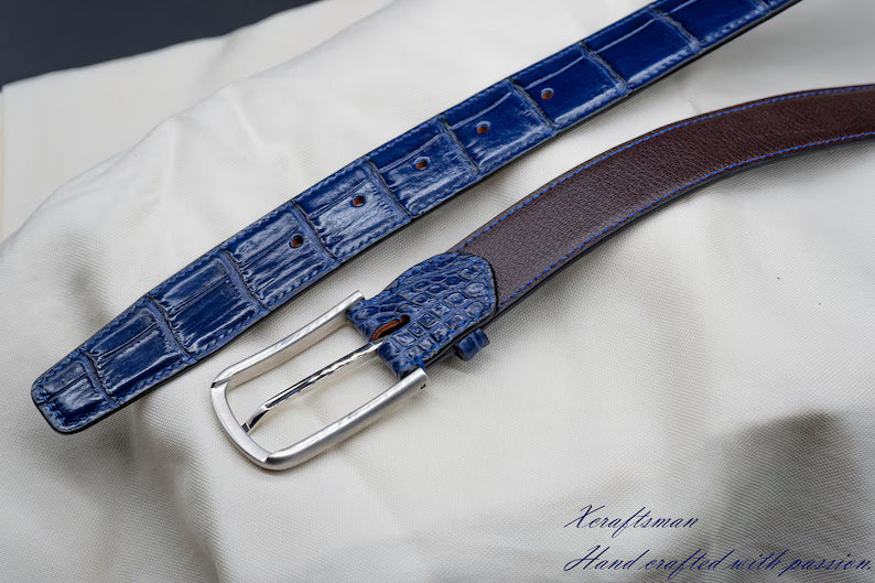 Cintura Uomo in Vera Pelle Blu Coccodrillo – Fibbia Argento Elegante