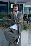 Completo Uomo Oversize in Lino Verde Salvia – Kimono e Pantalone
