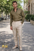 Camicia Uomo Verde Oliva in Lino con Pantalone Beige – Set Elegante Casual